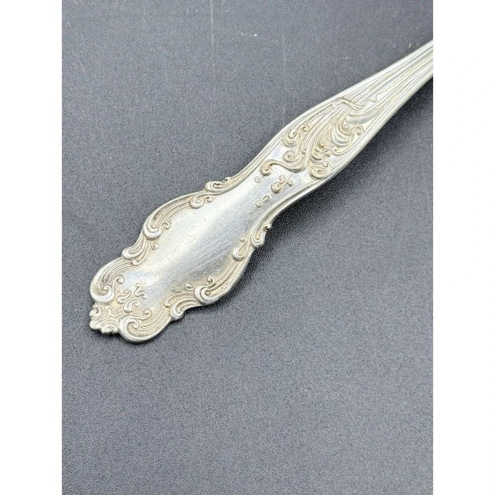 INTERNATIONAL/ROGERS & HAMILTON TUDOR SILVER PLATE GRAVY LADLE SERVING SPOON  7